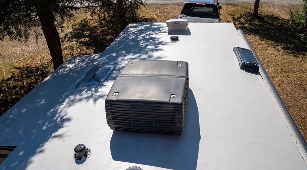 A picture of an RV roof